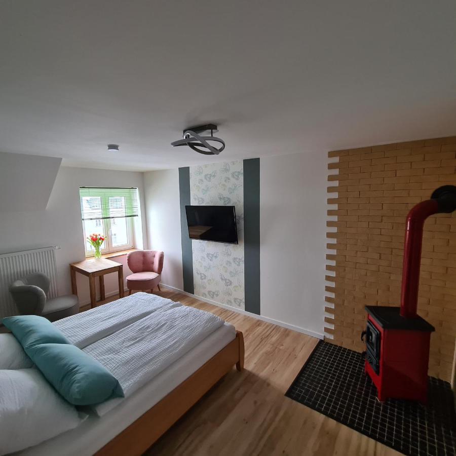 Gaestezimmer Treuen - Bed & Breakfast المظهر الخارجي الصورة