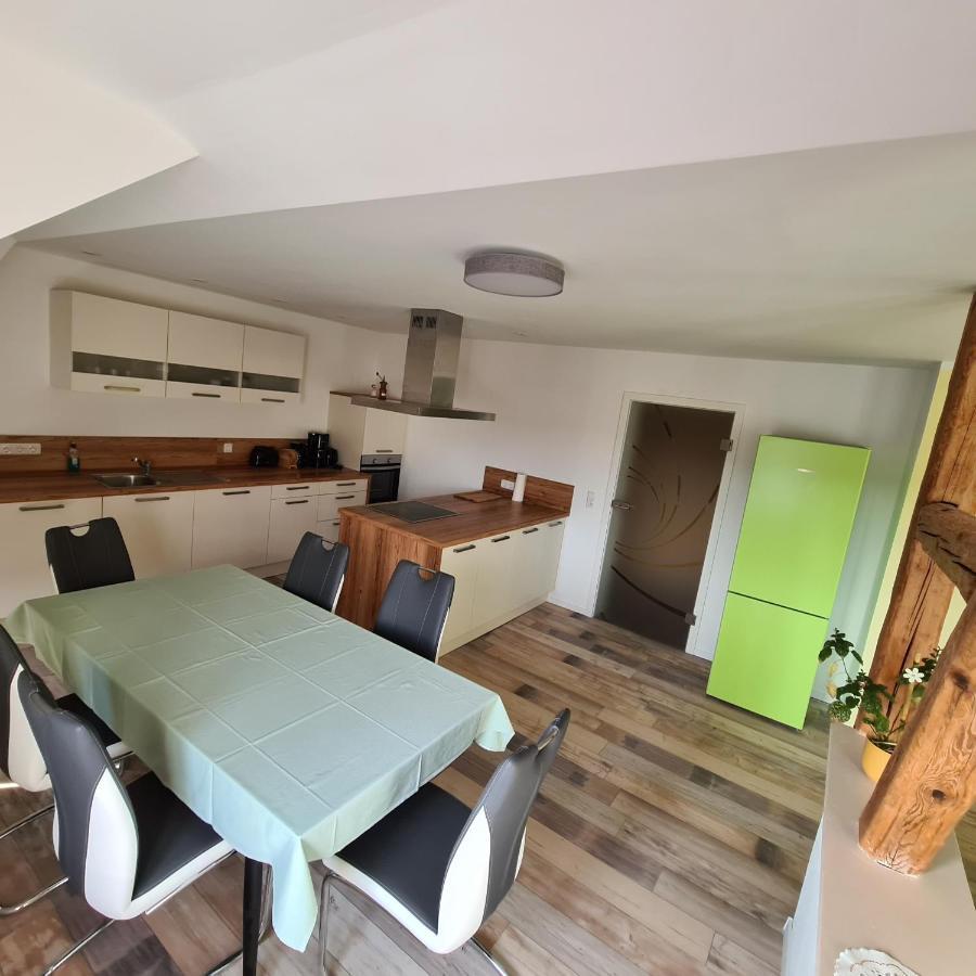 Gaestezimmer Treuen - Bed & Breakfast المظهر الخارجي الصورة